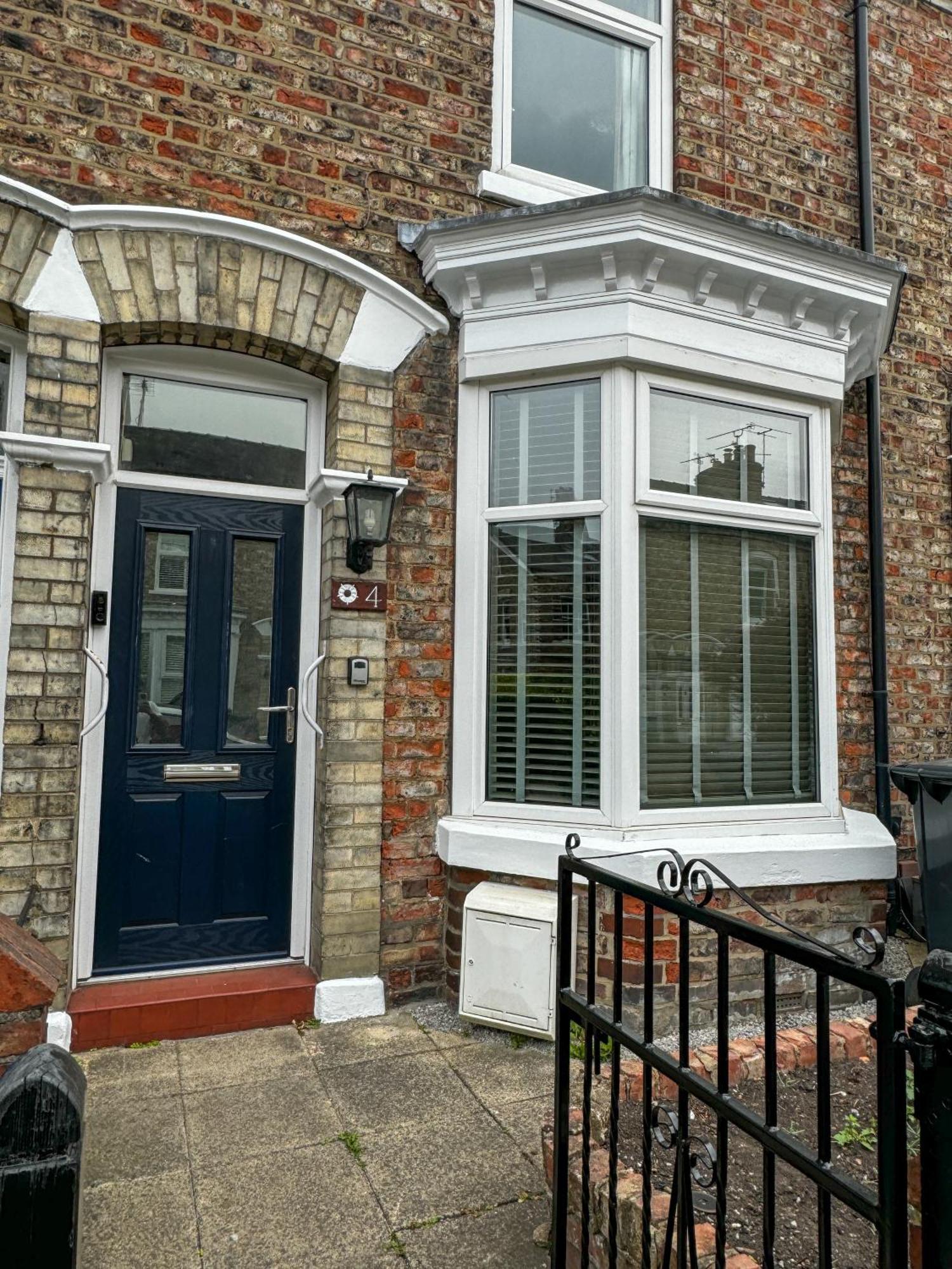 Four Rose Holiday home York